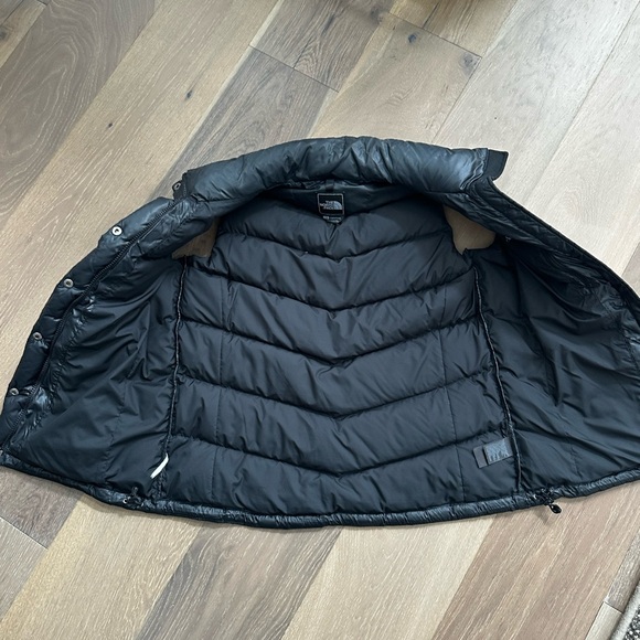 The North Face Women's Quilted Black Vest - Picture 3 of 4
